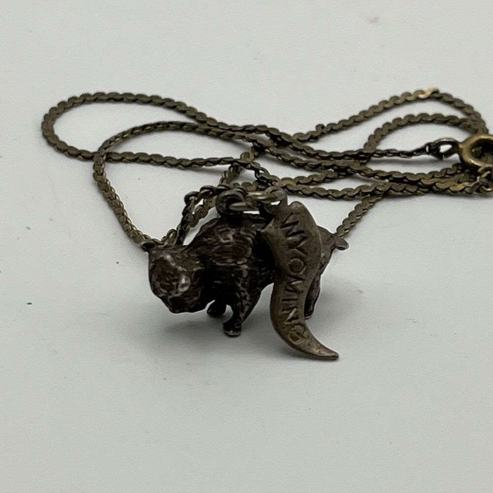Vintage Sterling Silver .925 Wyoming Bison Buffalo Pendant Charm Necklace